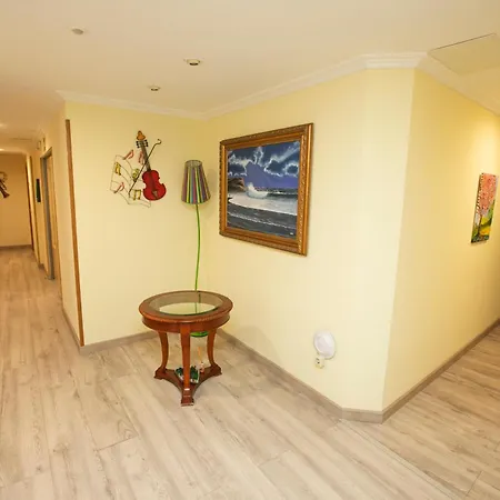 מלון Payro מיידוירו